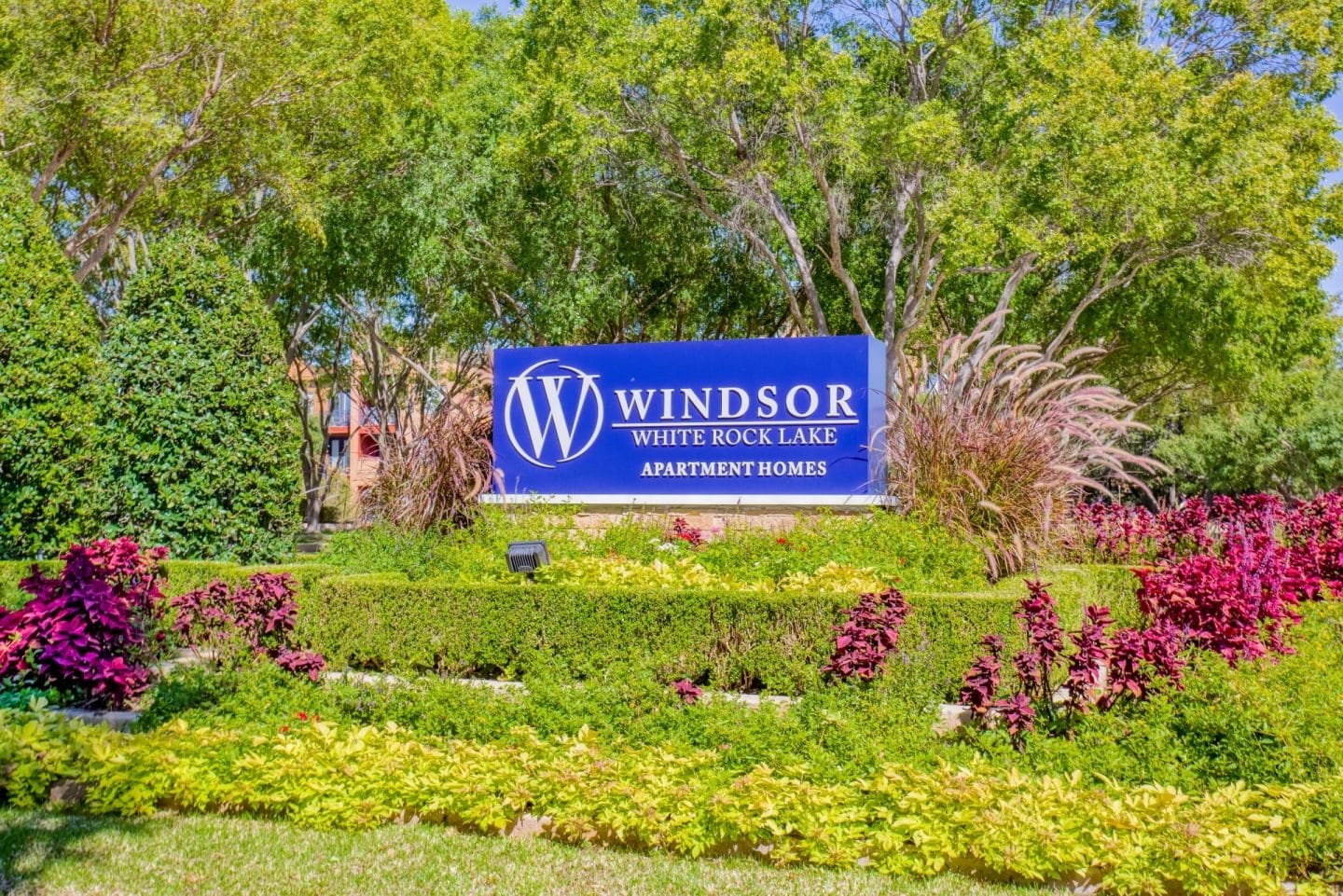 Windsor on White Rock Lake